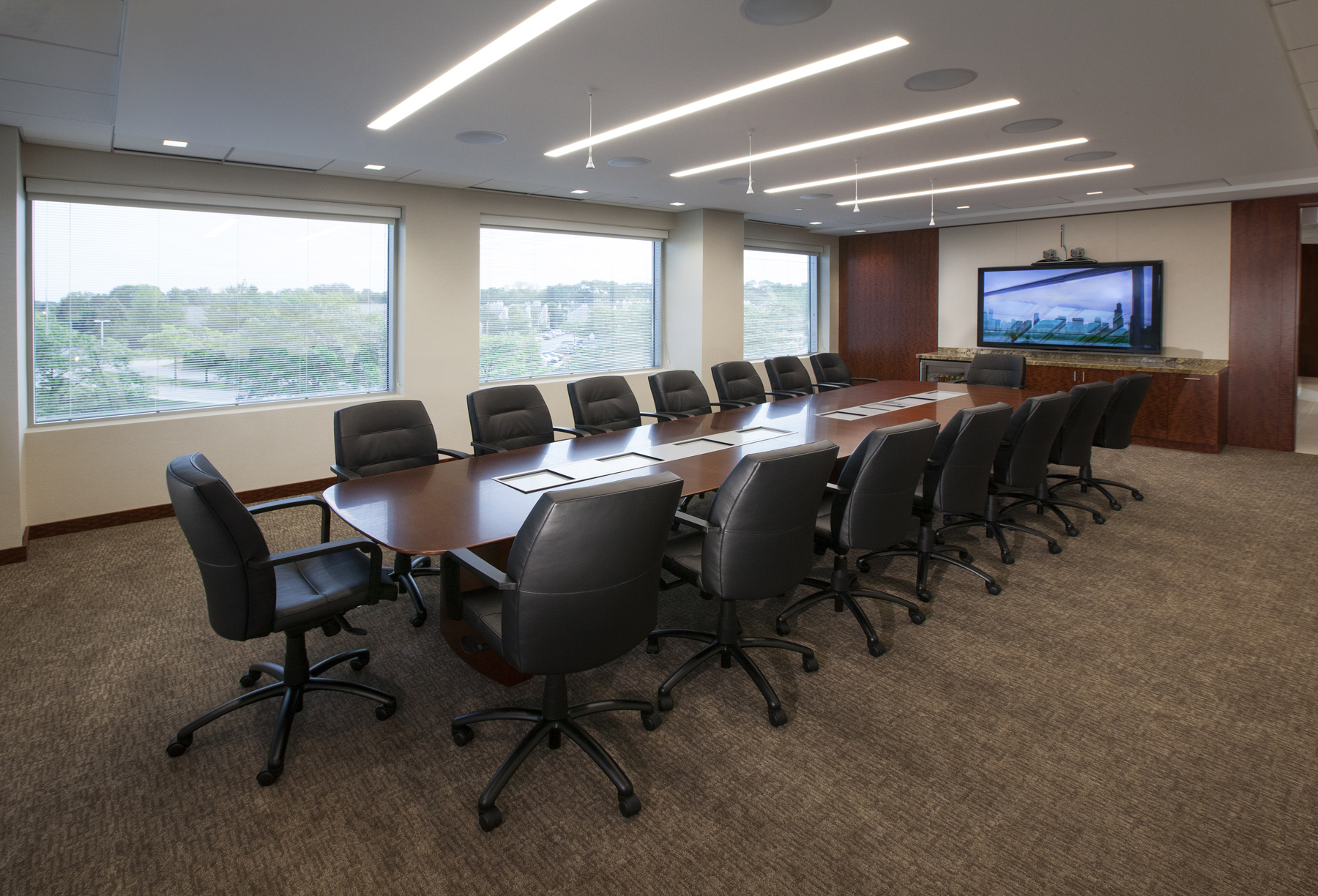 04 Conference Room